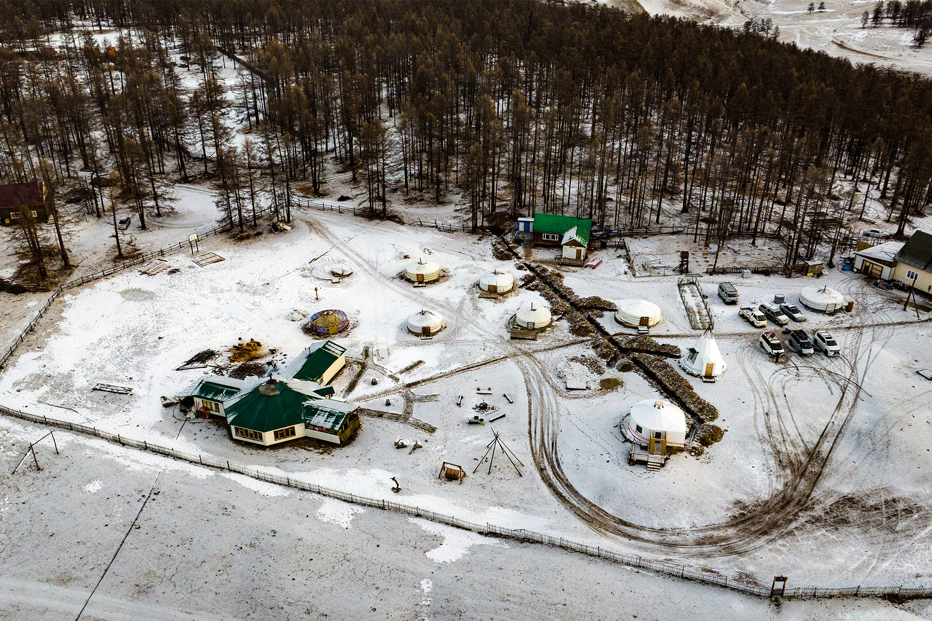 village-frozen-mongolia